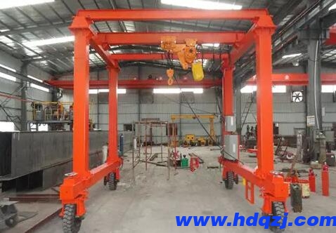 輪胎龍門吊發(fā)電機組負荷太重時，推動機的轉(zhuǎn)數(shù)是不是會減緩?